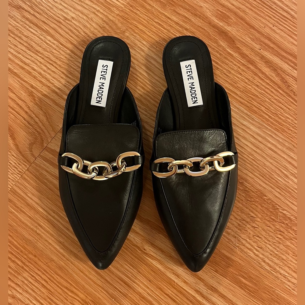 NWT Steve Madden black leather Forte mules women’s size 6